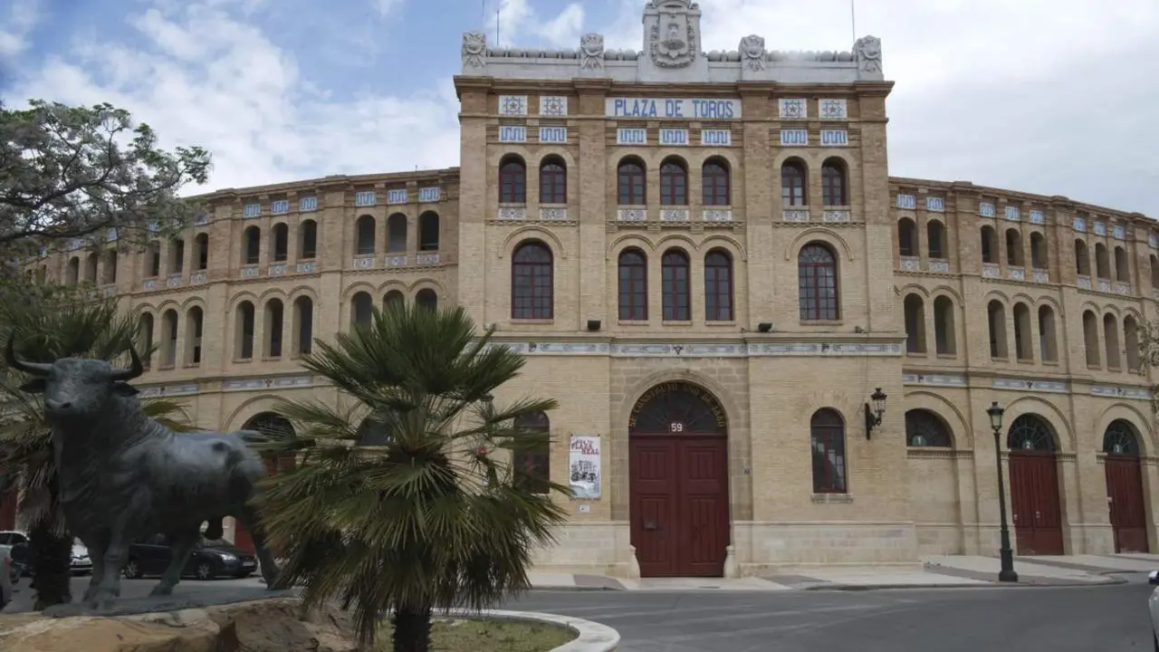 PLAZA DE TOROS DE EL PUERTO DE SANTA MAR&Iacute;A. - viva