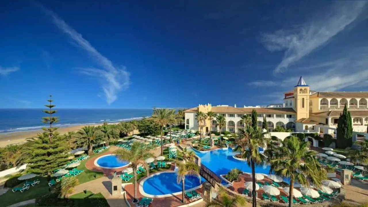 Imagen de archivo del  actual hotel Fuerte Conil-Costa Luz. - cedida
