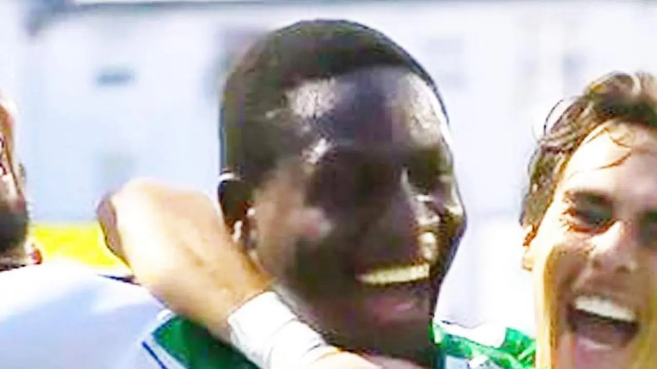 El delantero verdiblanco Mwepu - ASCF