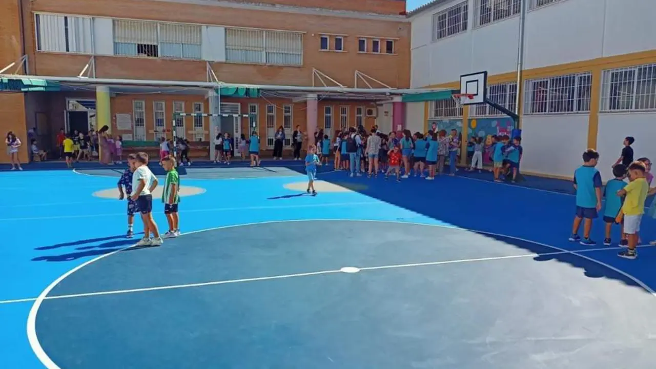 Los alumnos de Infantil y Primaria volv&iacute;an este lunes al colegio.  - 