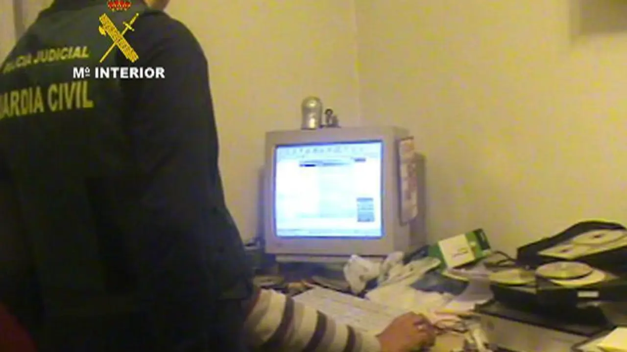 Durante una investigaci&oacute;n (archivo). - Guardia Ciivil