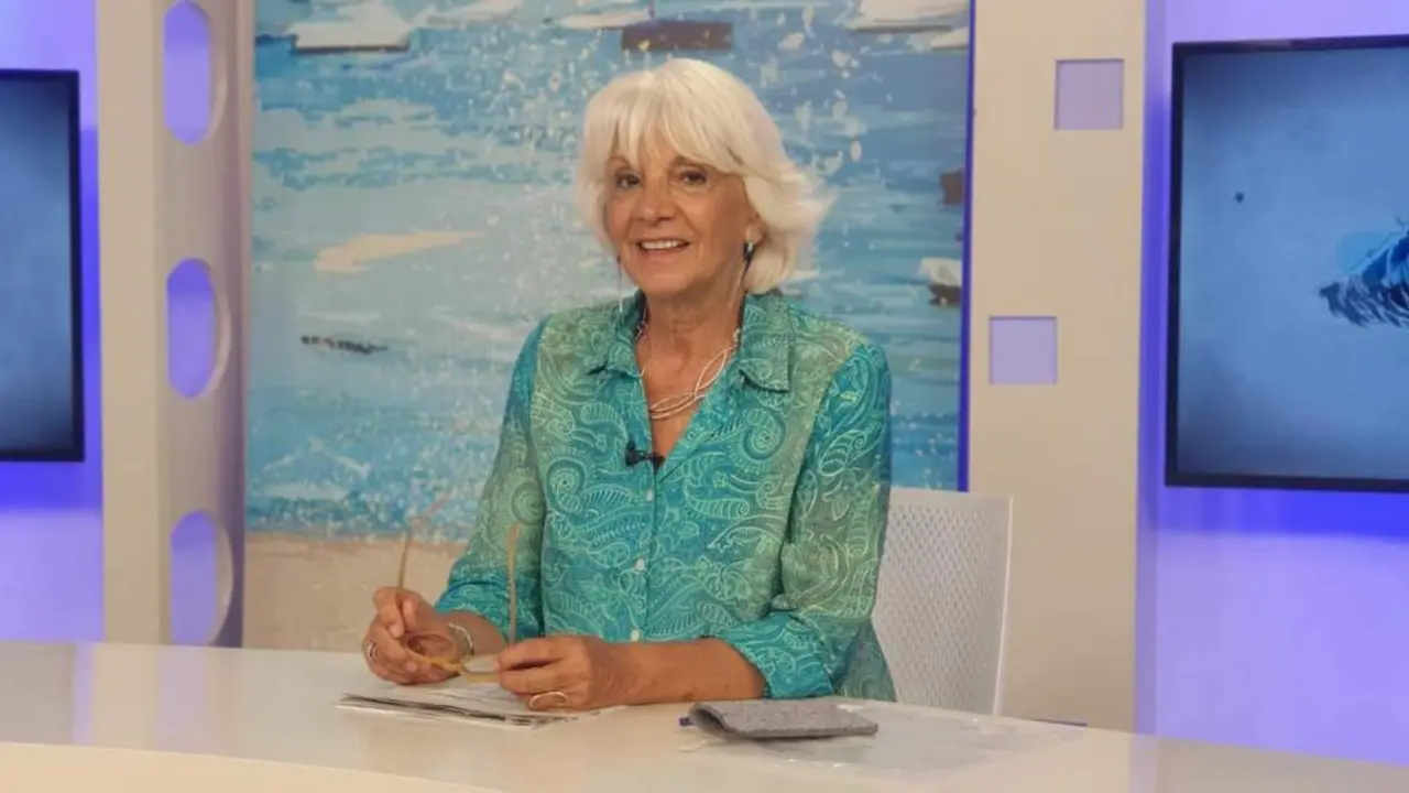 Te&oacute;fila Mart&iacute;nez, en el programa La Orilla de 7TV C&aacute;diz  - VIVA