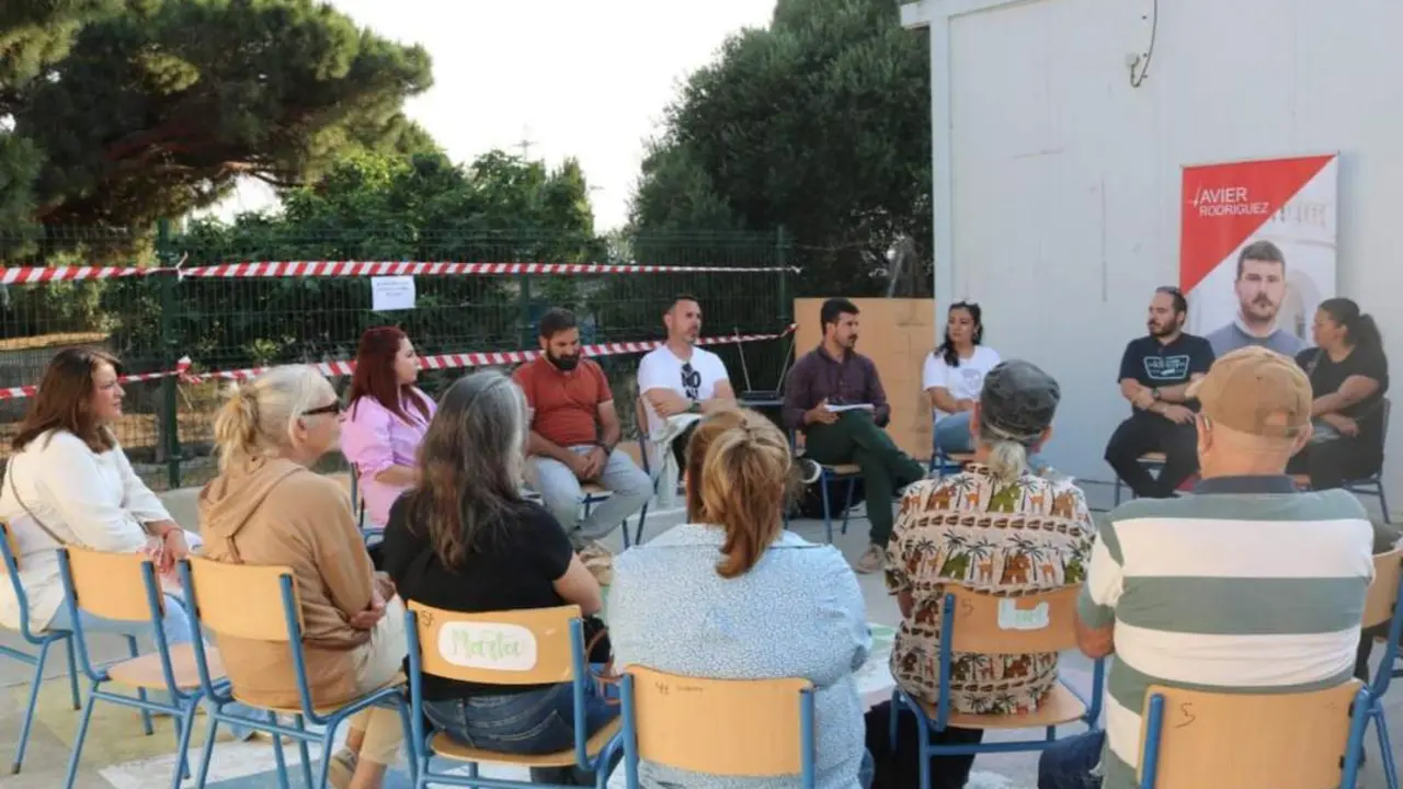 Reuni&oacute;n del PSOE con vecinos y vecinas de las pedan&iacute;as.  - PSOE / Archivo