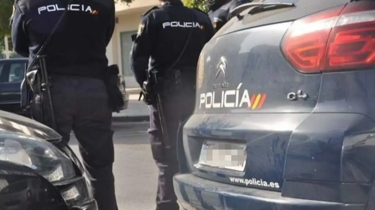 Detenidas por la Polic&iacute;a Nacional.  - A.I.