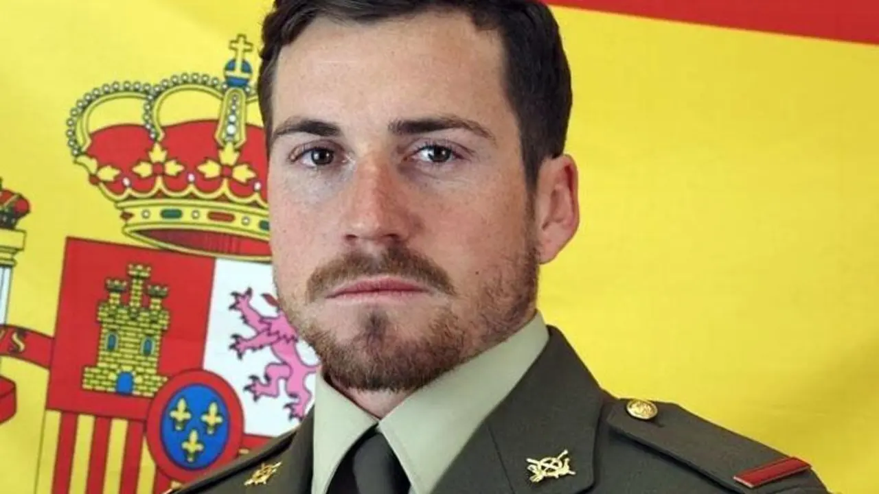 El militar fallecido, Adri&aacute;n Rold&aacute;n Mar&iacute;n. - MINISTERIO DE DEFENSA