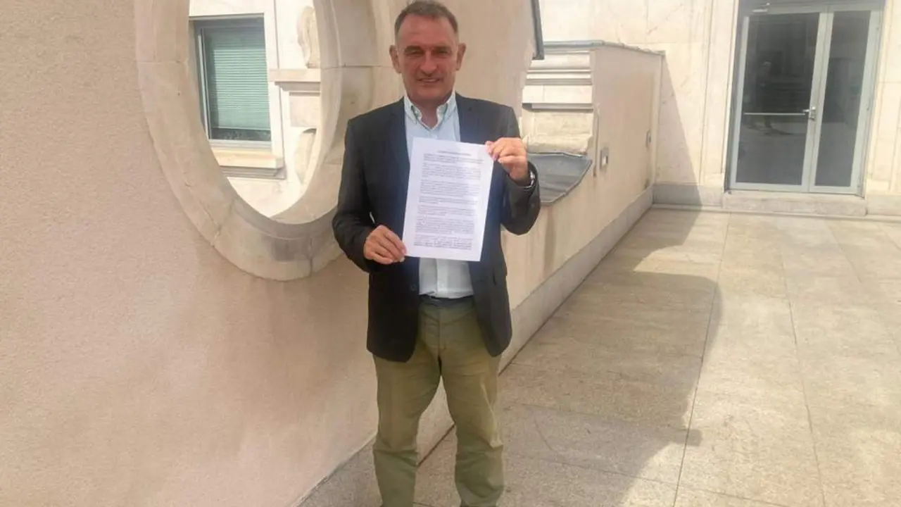 El diputado de Sumar Enrique Santiago. - IU