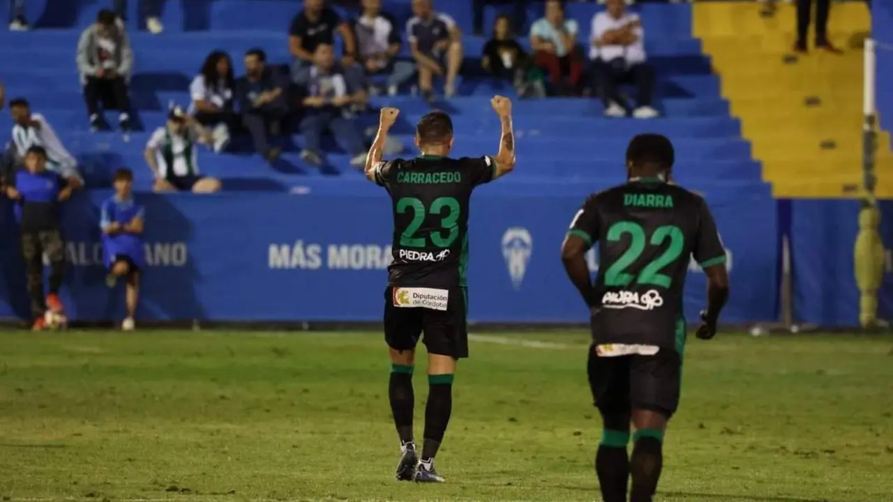 Carracedo celebra el gol del C&oacute;rdoba durante el partido. - C&Oacute;RDOBA CF