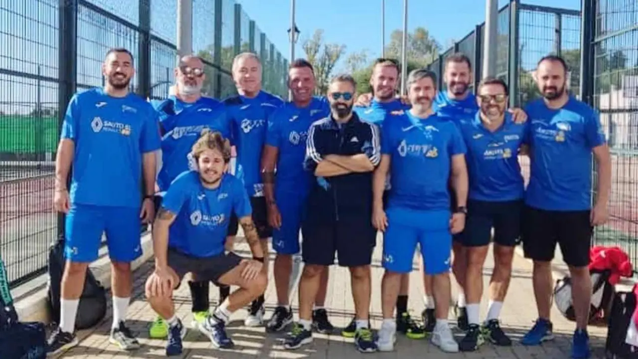 Sauto Renault Padel Manzanilla Maruja en su visita a Vejer - CPMM