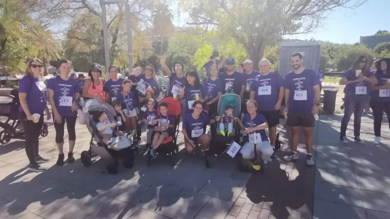 Participantes de la carrera solidaria de ACPACYS. - LOURDES C&Oacute;RDOBA