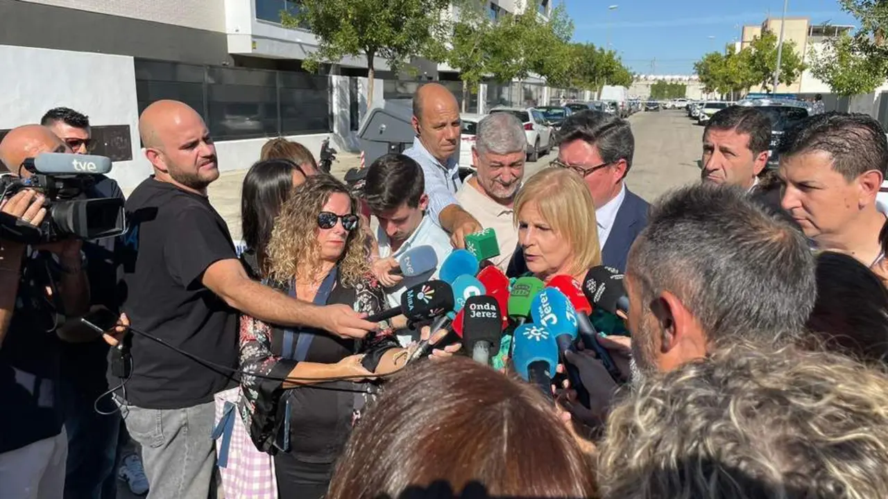 &ldquo;Ha sido demoledor cuando he llegado y he visto a los padres fuera del instituto"