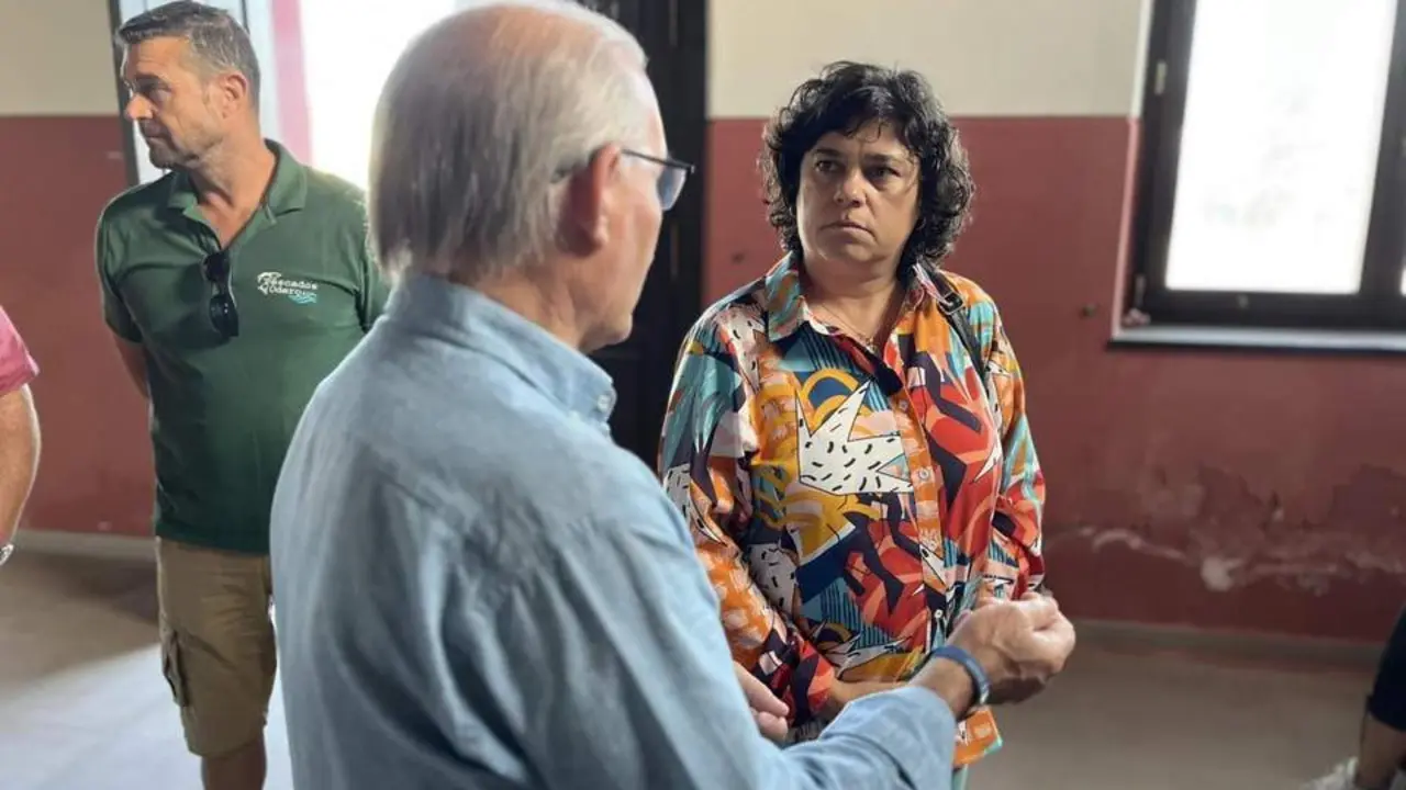 Reuni&oacute;n de Carmen &Aacute;lvarez con Antonio Romero 'Tete'. - A.B.