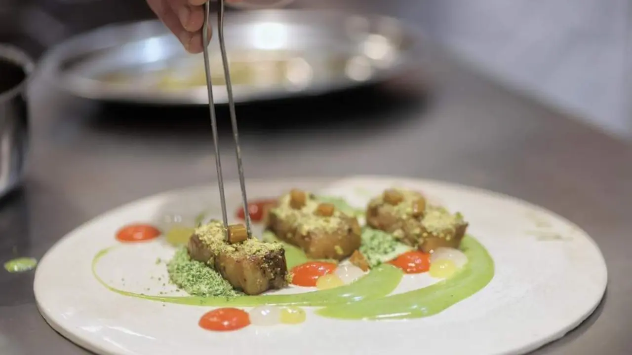 Elaboraci&oacute;n de un plato. - Viva Ja&eacute;n.