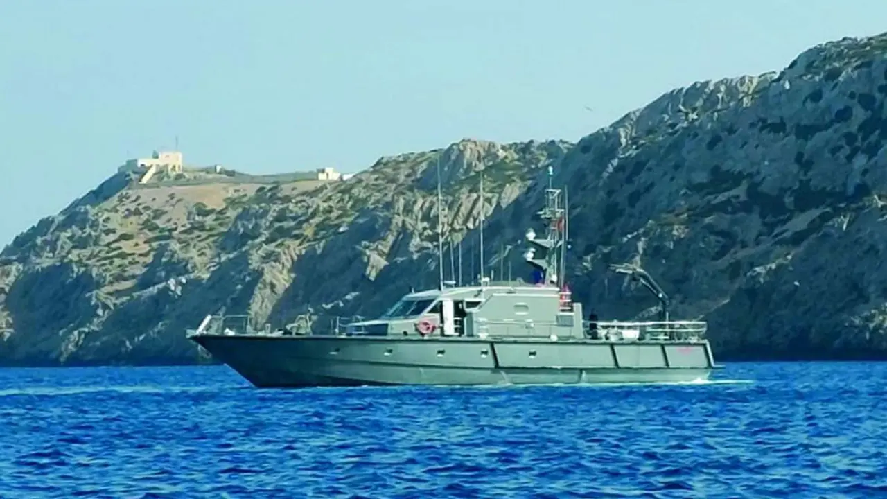 Buque Isla de Le&oacute;n, de la Armada espa&ntilde;ola. - Armada