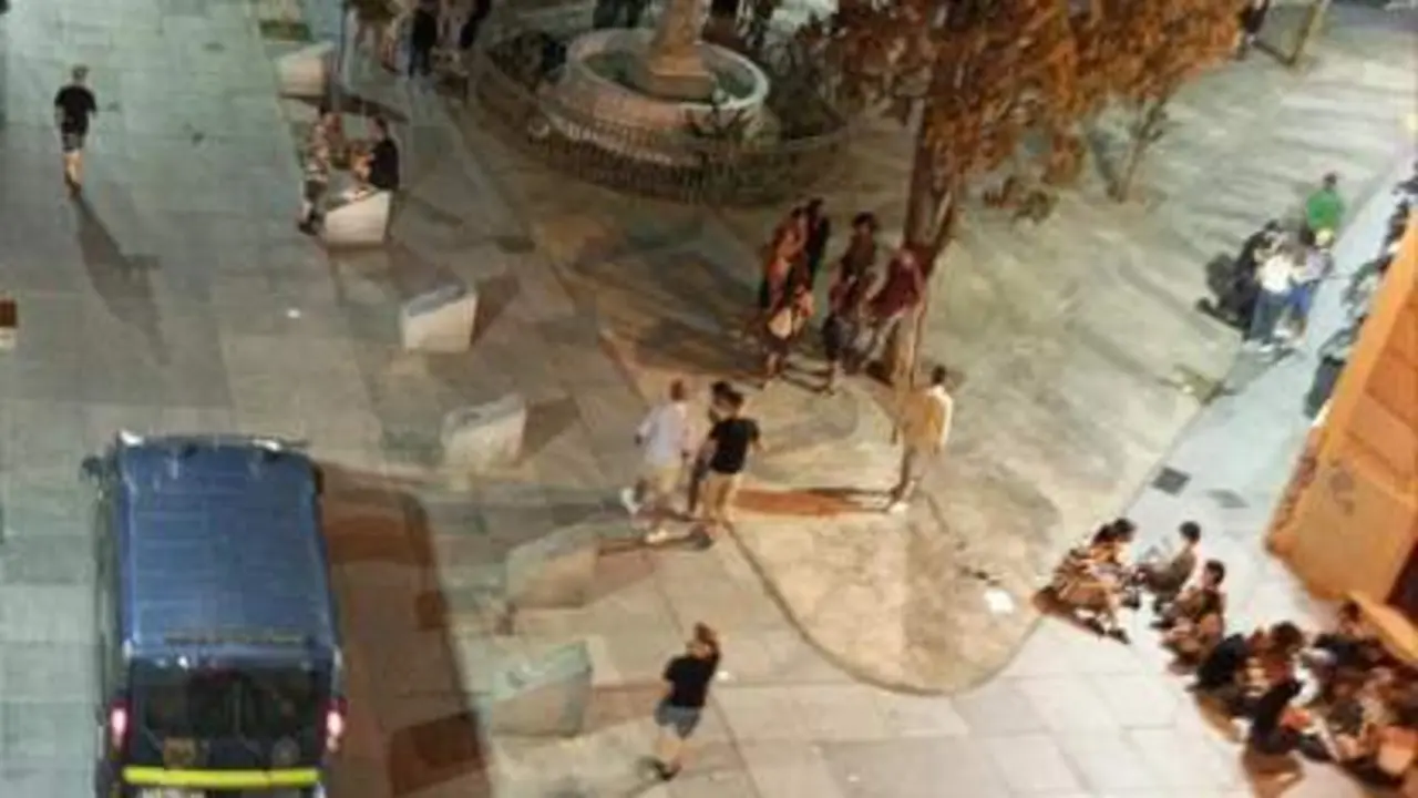Actuaci&oacute;n policial en la plaza San Francisco. - VM