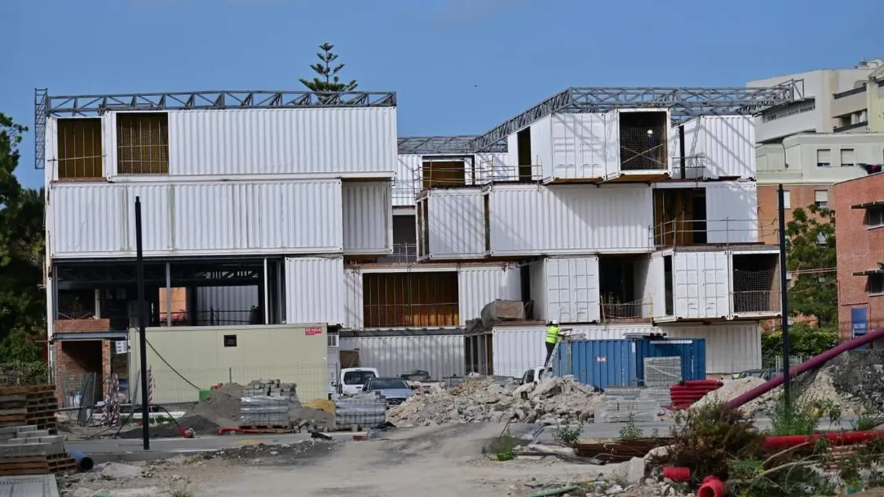 Instalaciones de Incubazul en el pol&iacute;gono exterior de la Zona Franca. - EULOGIO GARC&Iacute;A