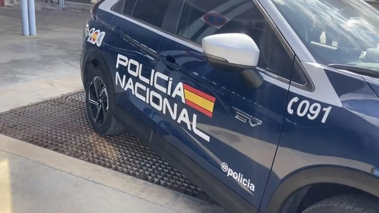 Patrullero de la Polic&iacute;a Nacional. - CNP