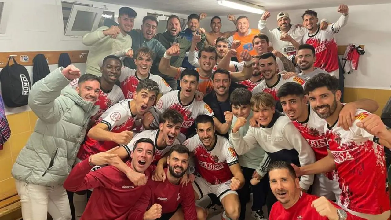 El Atl&eacute;tico Espele&ntilde;o celebra su victoria en la jornada 9. - ATL&Eacute;TICO ESPELE&Ntilde;O