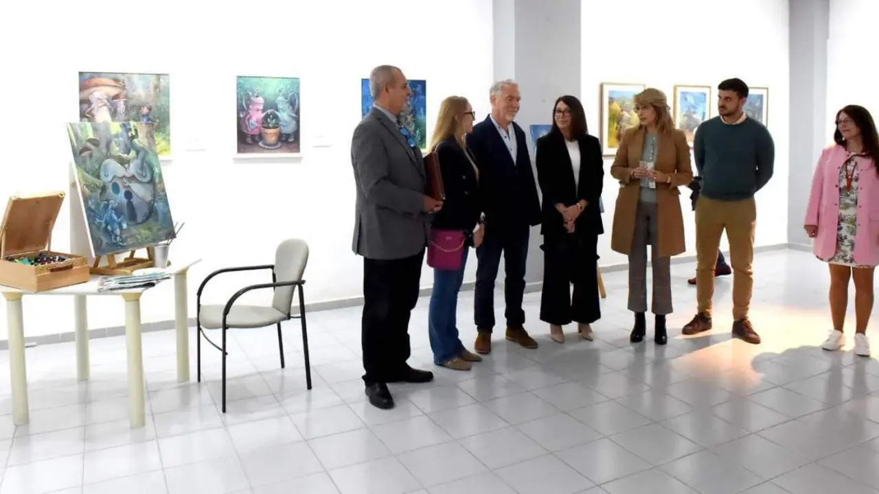 Exposici&oacute;n de Pintura Fant&aacute;stika de Krzysztof Kosowski. - AI