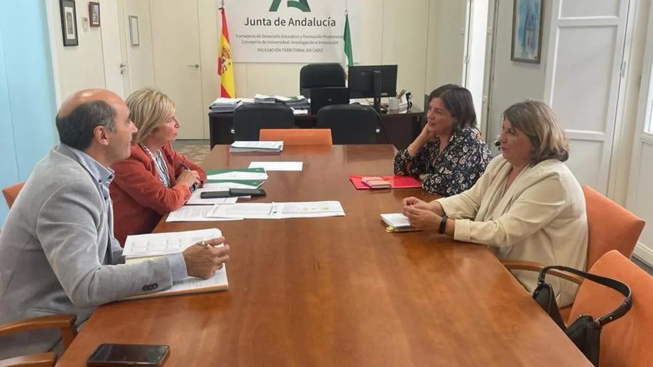 Un momento de la reuni&oacute;n.  - Viva
