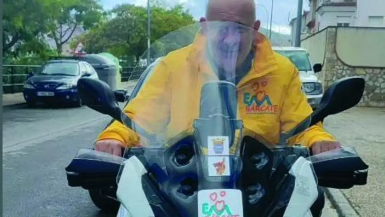 PrudEM viaja con su moto adaptada por toda Espa&ntilde;a. - Viva
