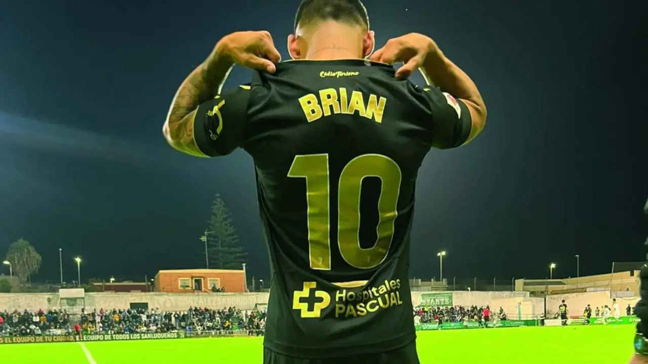 El cadista Brian Ocampo regres&oacute; en el amistoso ante el Sanluque&ntilde;o. - C&aacute;diz CF