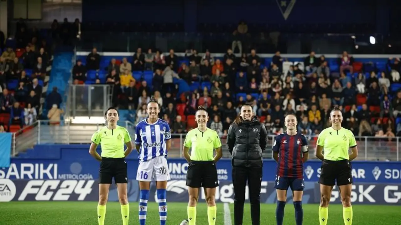 SD Eibar-Sporting Huelva. - 