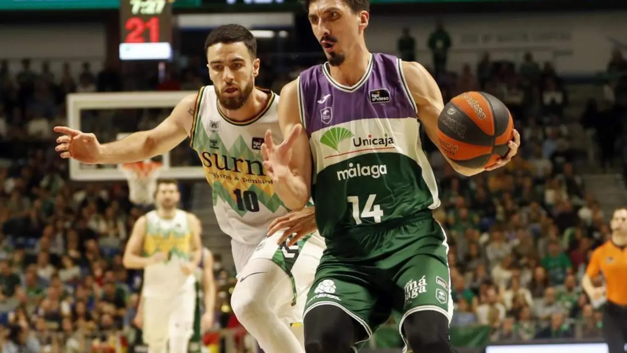 Djedovic y Francis Alonso. - EFE/ Jorge Zapata