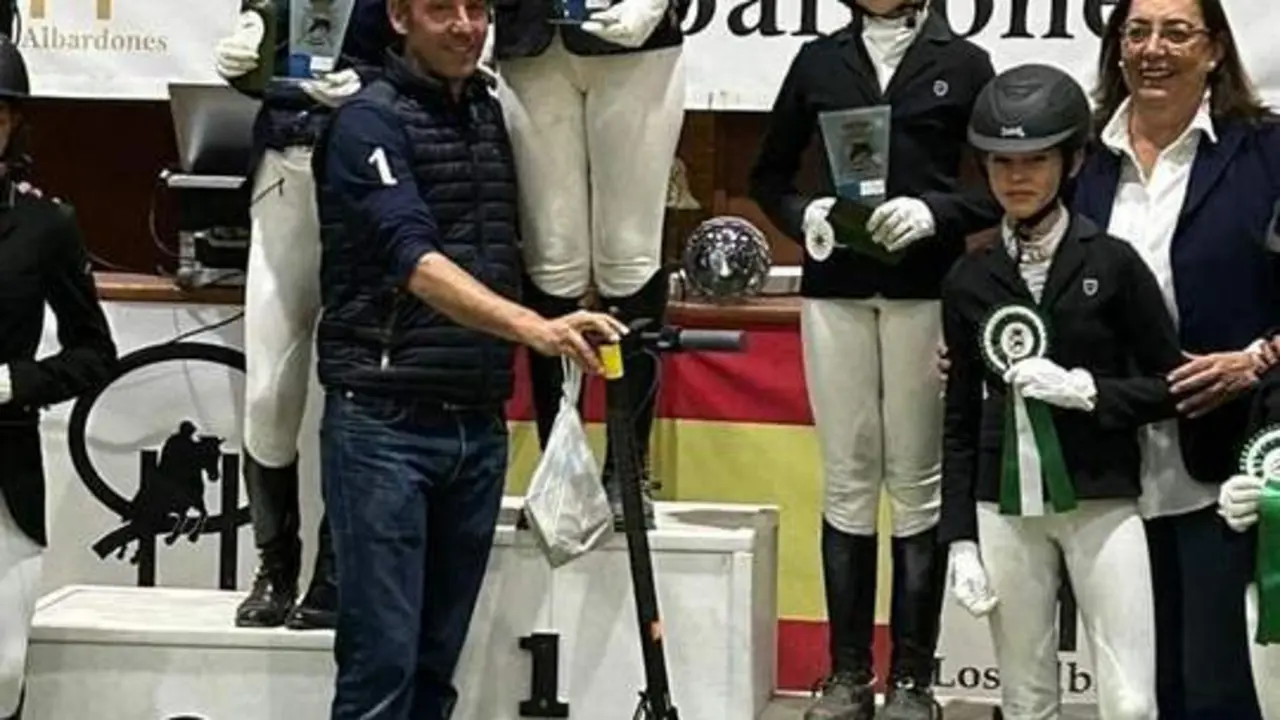 Alba Garc&iacute;a campeona de Doma ecustre - 