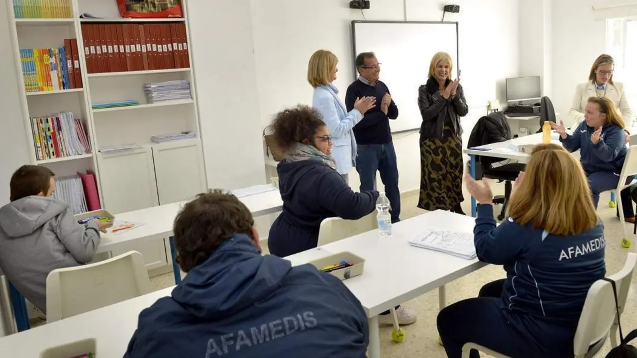 Mar&iacute;a Jos&eacute; Garc&iacute;a-Pelayo, con Afamedis.  - Andaluc&iacute;a Informaci&oacute;n