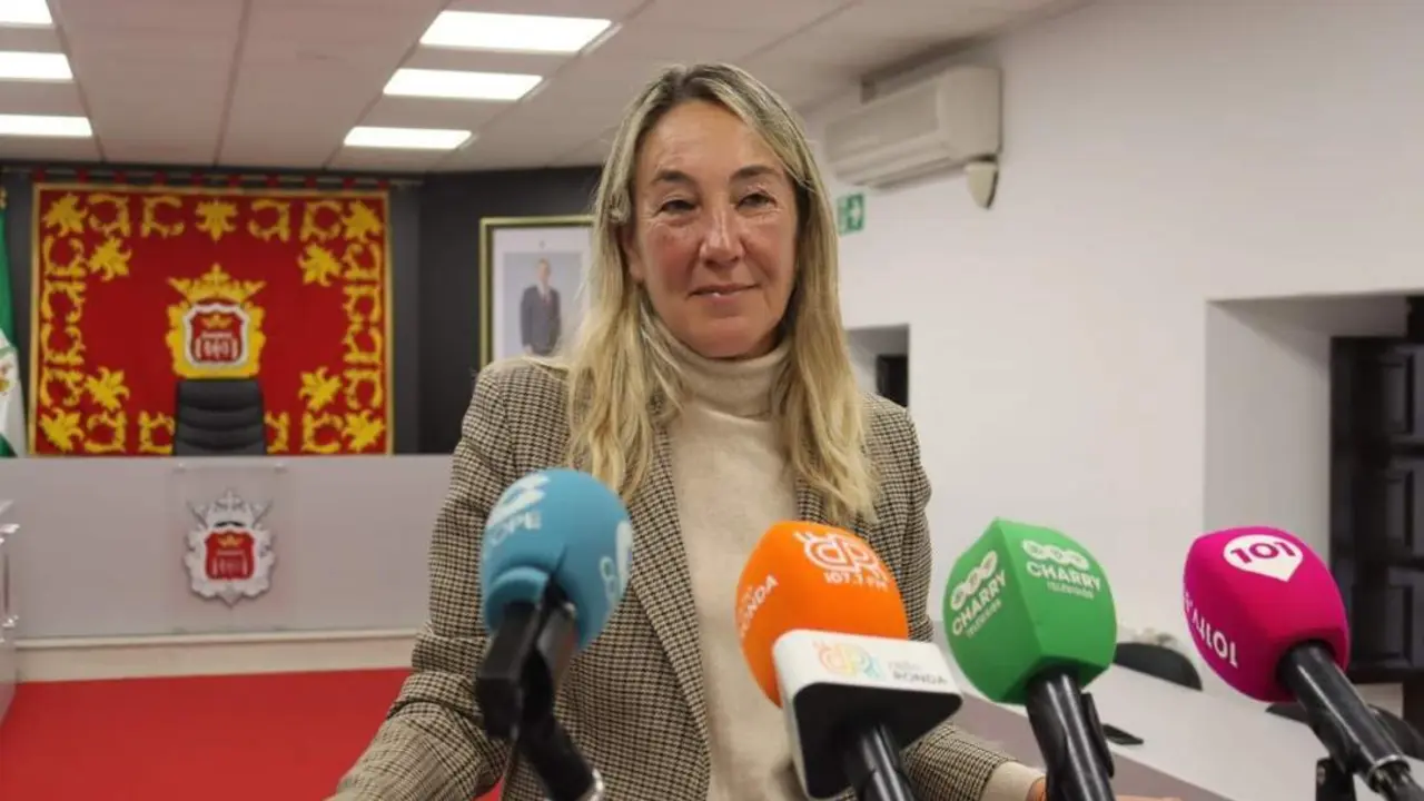 Habr&aacute; lectura de art&iacute;culos, izado de bandera y exhibici&oacute;n. - 
