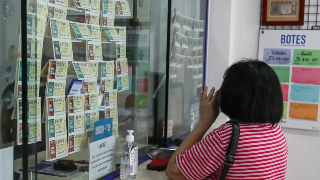 Venta de Loter&iacute;a Nacional. - EP