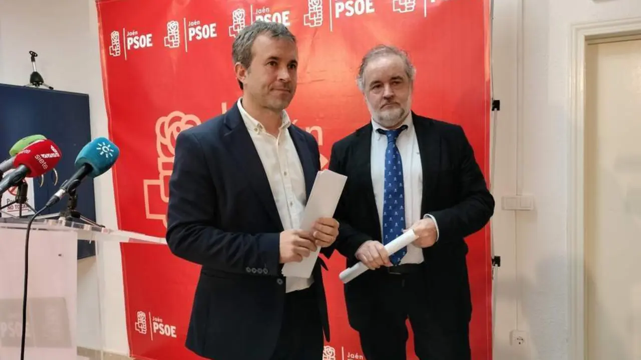 Mill&aacute;n y Lechuga tras la rueda de prensa.  - VIVA Ja&eacute;n