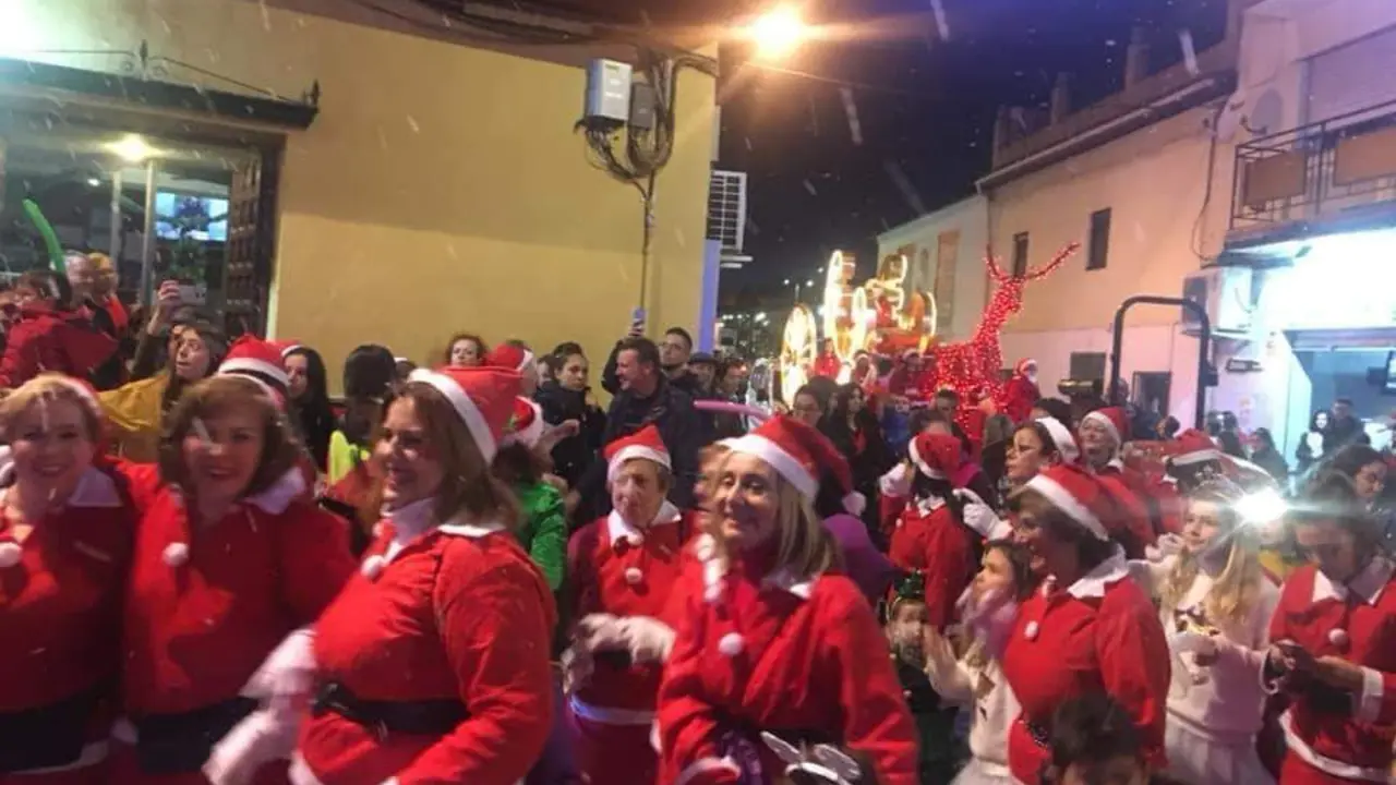 La tradicional Cabalgata de Mam&aacute; Noel en Otura - Ayuntamiento de Otura