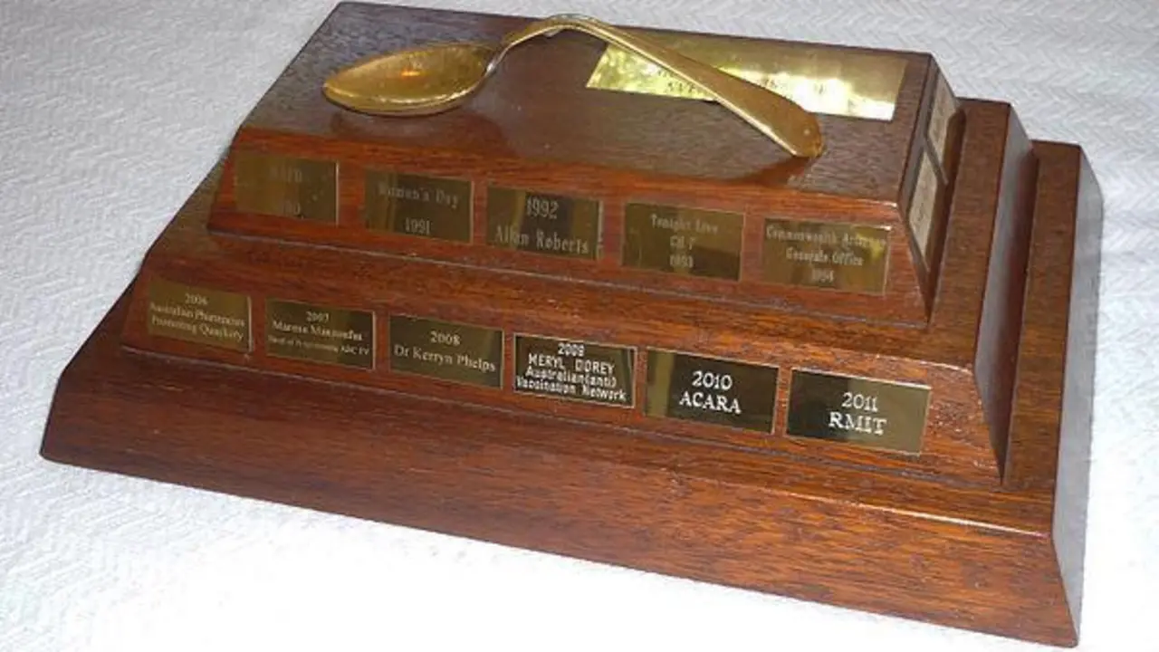 El premio Cuchara Doblada. - Australian Skeptics