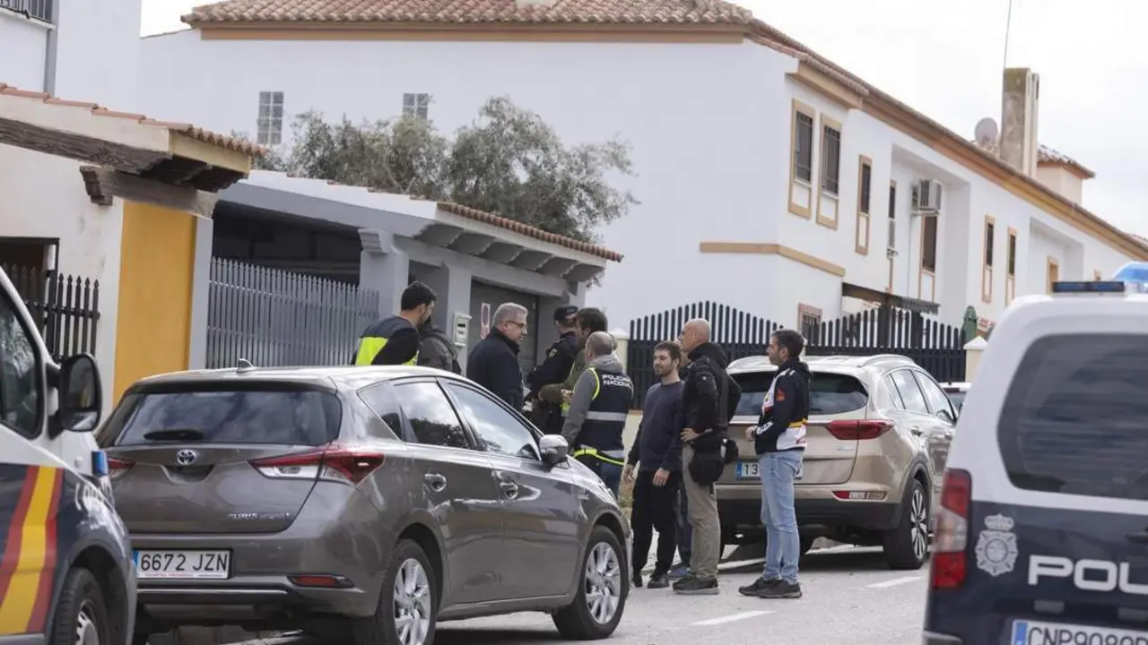 La Polic&iacute;a investiga los hechos. - Carlos D&iacute;az/EFE