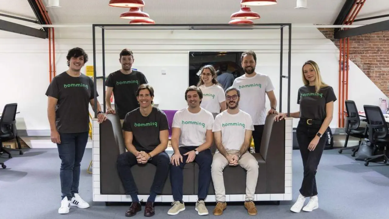 Equipo de homming. - homming