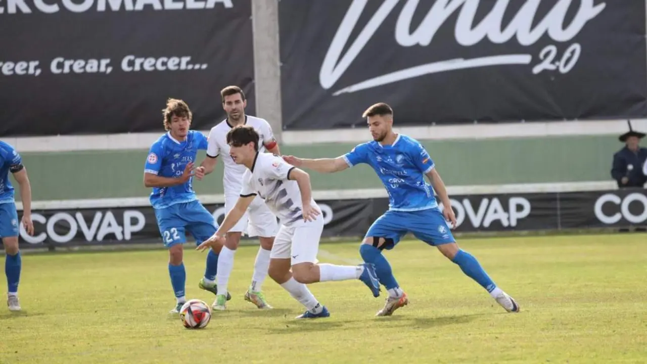 Imagen del partido de este domingo en Pozoblanco. - xerezdfc.com