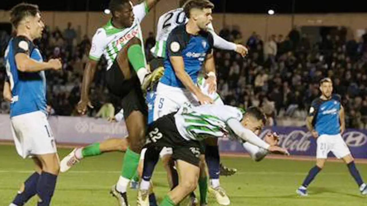 El Atl&eacute;tico Sanluque&ntilde;o se llev&oacute; un varapalo en San Fernando            - SFCD