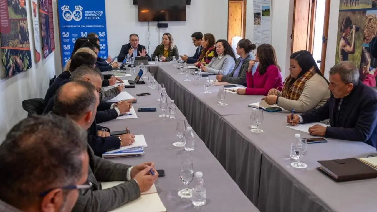 Junta de Gobierno celebrada en la finca Huerto Ram&iacute;rez. - VH