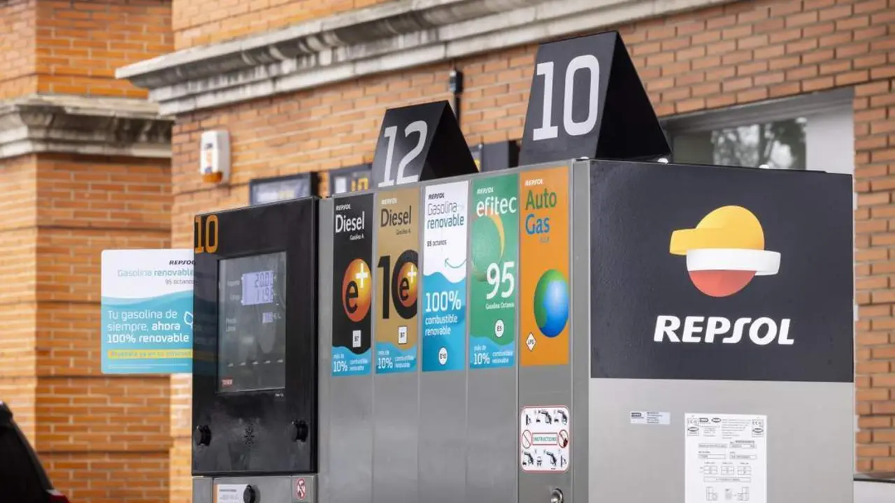 Surtidor de gasolina renovable. - Repsol