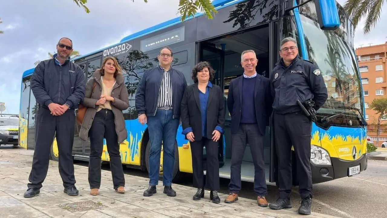 Nuevo autob&uacute;s h&iacute;brido para Sanl&uacute;car. - 
