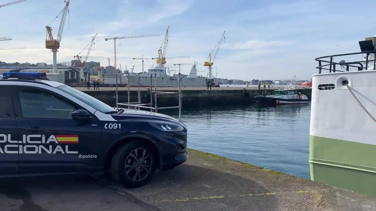 Hallan el cad&aacute;ver de un hombre de 78 a&ntilde;os en el mar en  el puerto de Vigo
