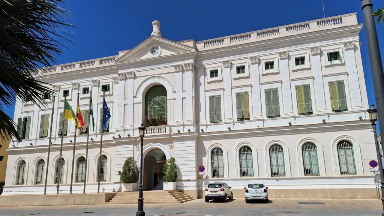 Ayuntamiento de El Puerto.  - Viva. 