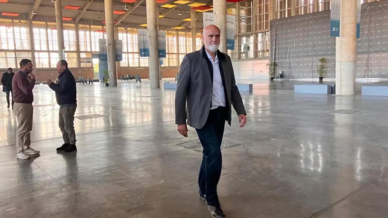 Javier Vidal en su visita a las instalaciones de Ifeca - dipucadiz,es