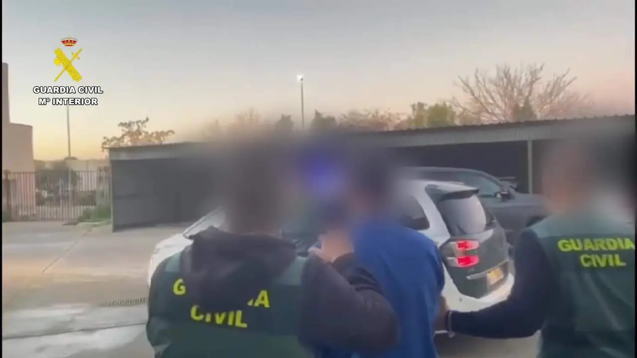 Detenidas dos personas por robo con violencia en un domicilio habitado en Sevilla