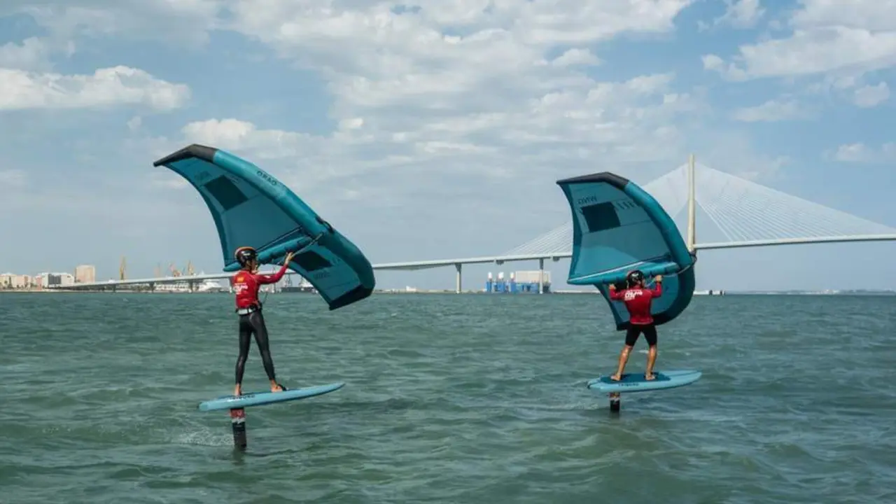C&aacute;diz vuelve a ser referente de la n&aacute;utica en la Bah&iacute;a. - VIVA