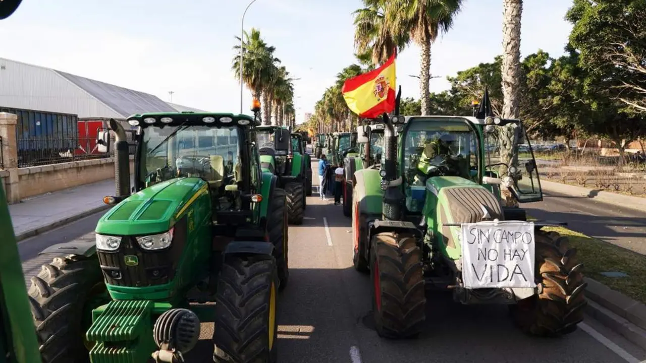 Agricultores protestando. - EP