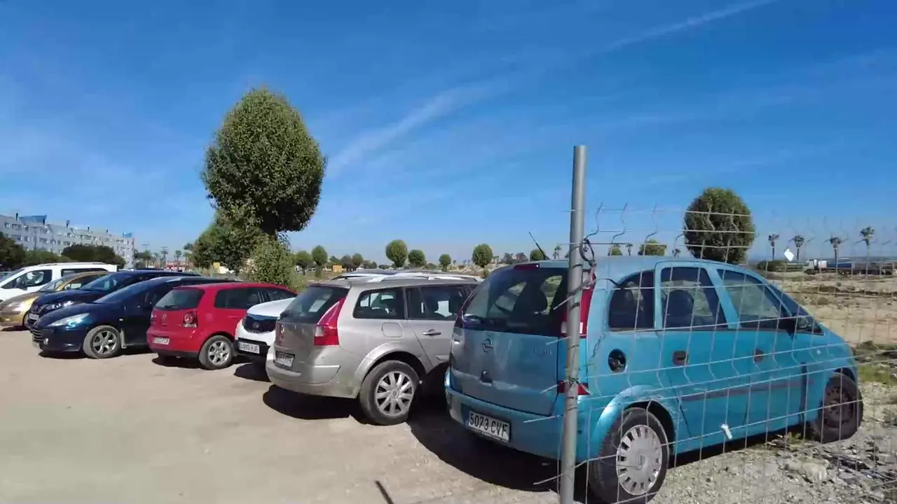 El Ayuntamiento isle&ntilde;o contempla ampliar los aparcamientos previstos en La Magdalena