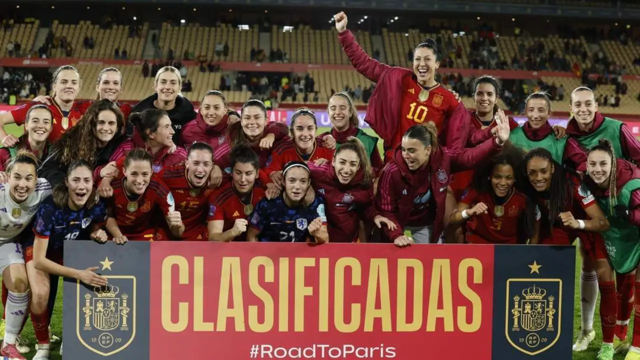 Espa&ntilde;a celebra su clasificaci&oacute;n. - EFE