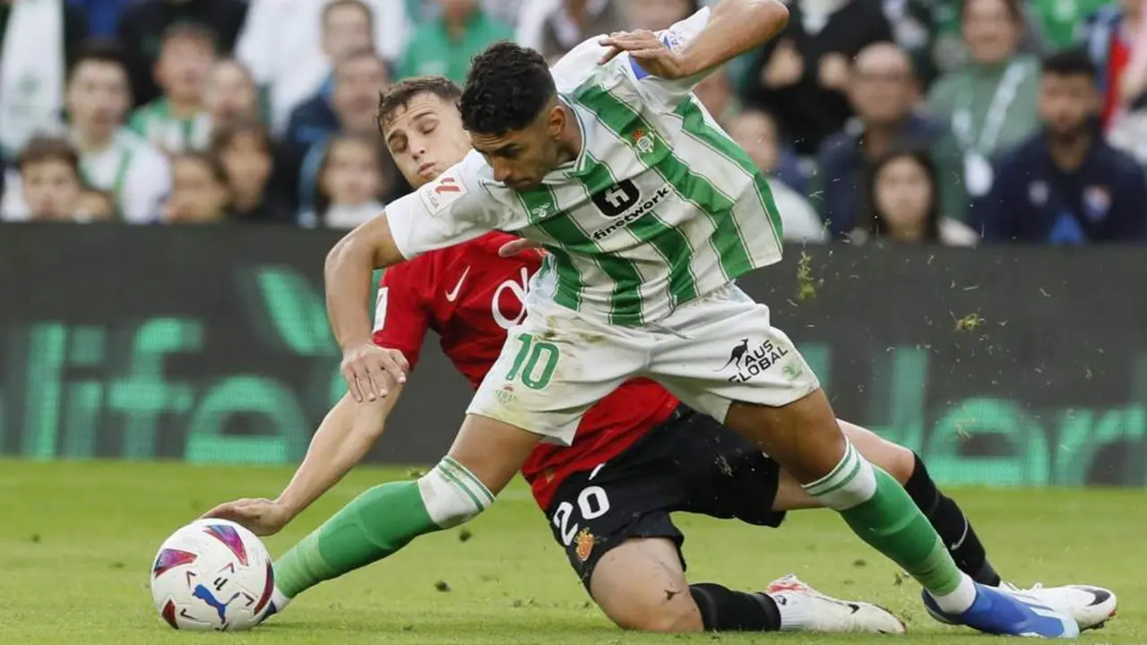 El delantero del Betis Ayoze P&eacute;rez. - EFE/Jos&eacute; Manuel Vidal